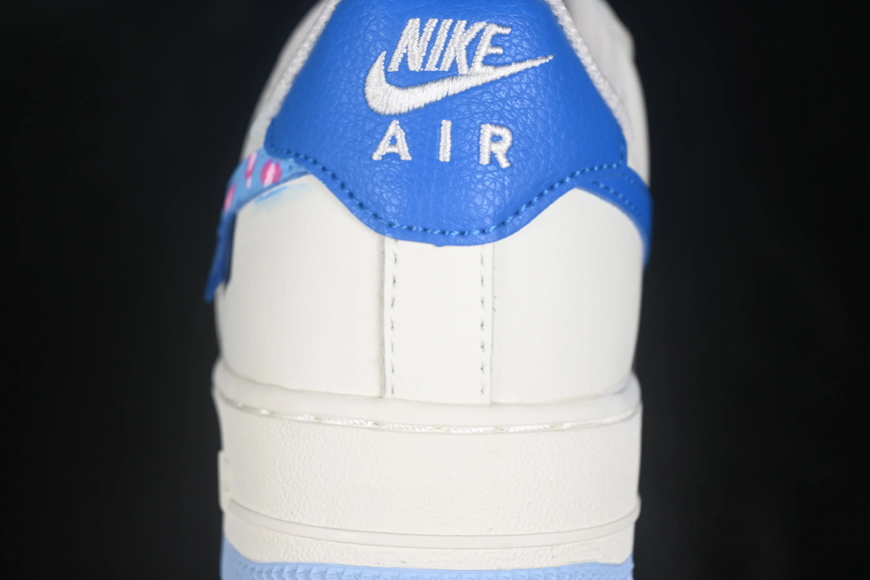 All categories Nk Air Force 1 Air Force series Nk Air Force 1 Low Air Force low-top Nike Air Force 1'07 Low "Misty Isle Tide" Hand-painted graffiti Pink and blue bubbles Air Force 1 low-top casual sneakers DB3301-112